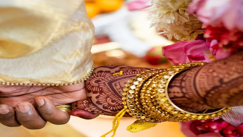 Husband wants to do second marriage in mainpuri
