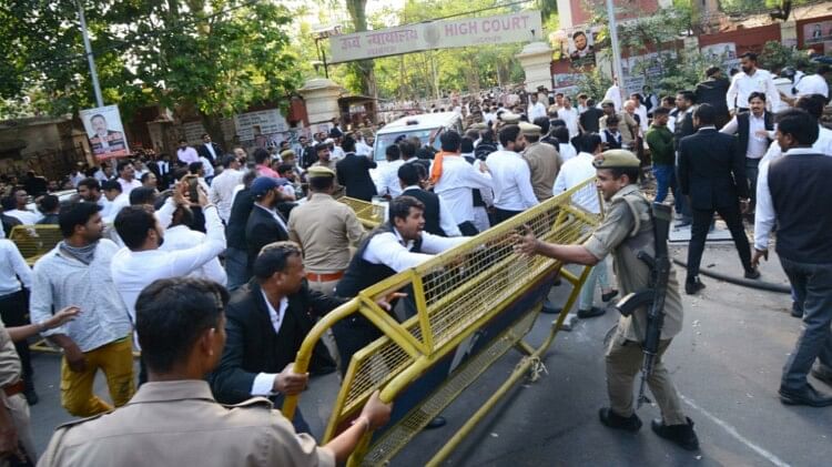 Sanjeev Jeeva murder case: Bullets started raining as soon as he moved towards the dock, see photos