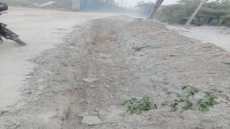 Crusher operator accused sarpanch of demanding monthly In Narnaul
