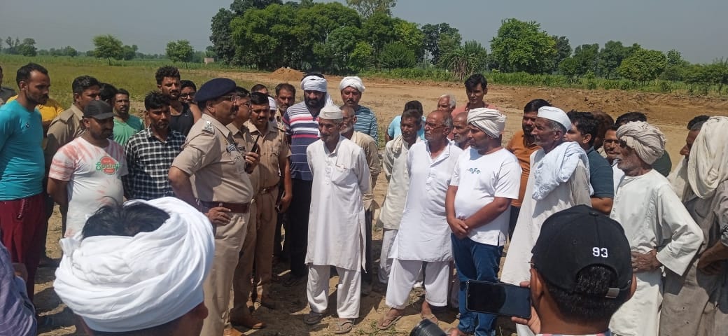 Shamli: Security guard sleeping in soil mining area crushed to death by dumper, commotion