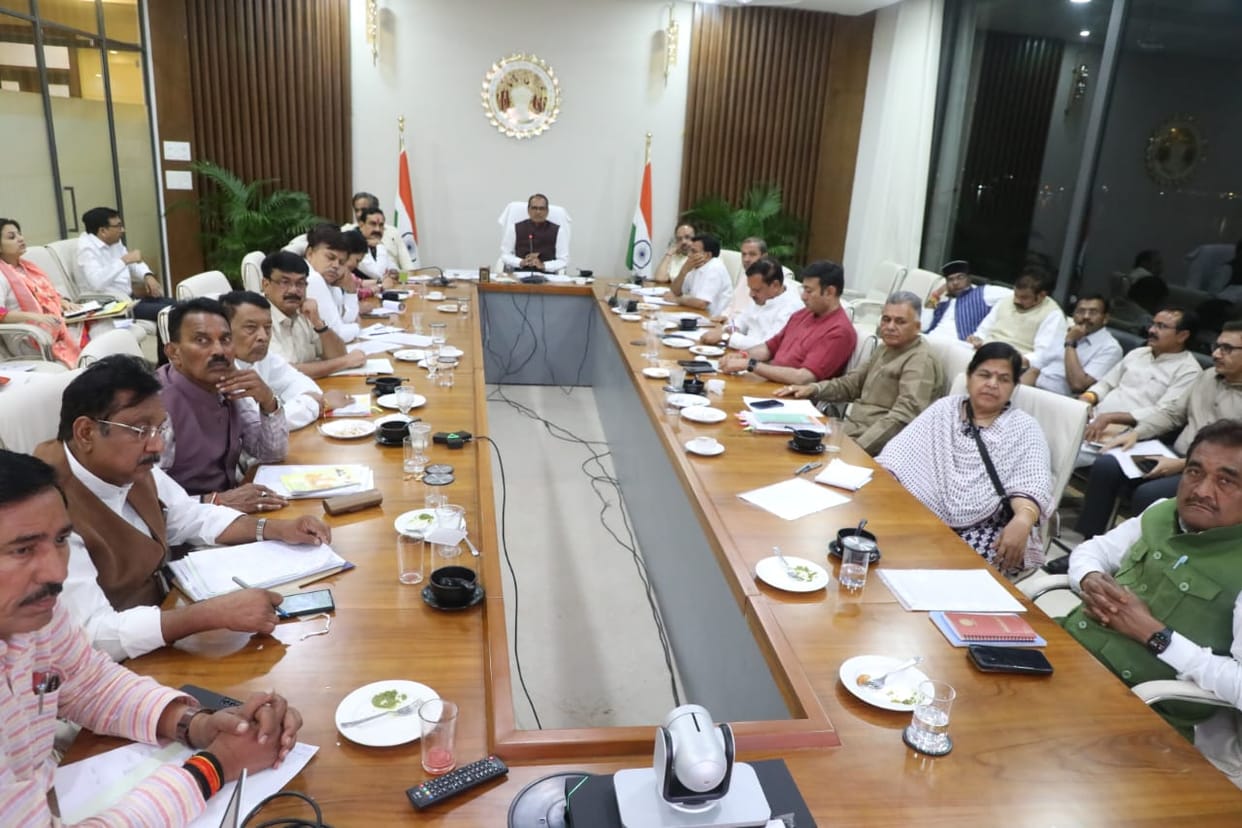 MP News: CM Shivraj said – Chief Minister Ladli Bahna Yojana fund transfer program should become a public fest