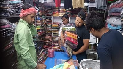 Uttarkashi Purola news Muslim youth abducting minor girl many shopkeepers leaves shop Police Deployed