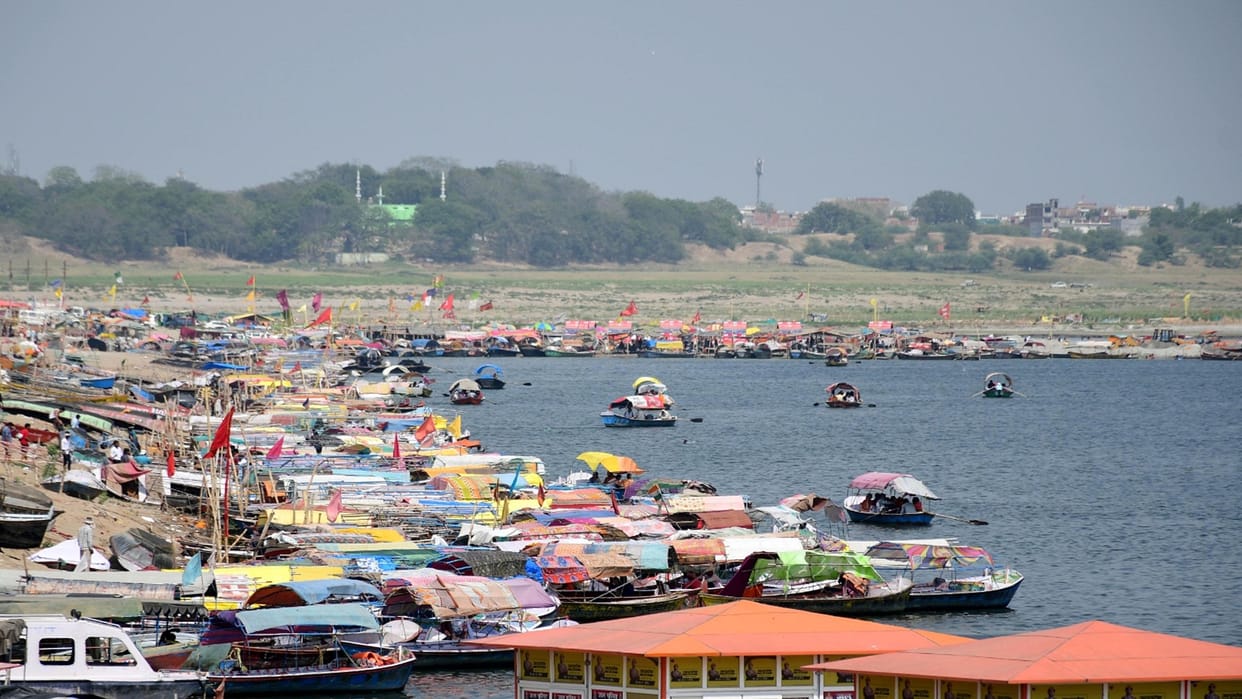Ganga stream changed, confluence shifted two hundred meters towards south-east