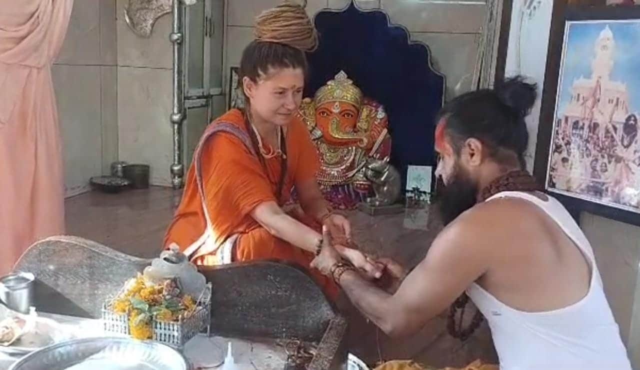 group of saints came from Russia, Indonesia and America to visit Baba Mahakal