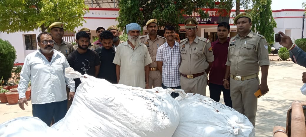 450 kg of ganja was filled in the diesel tanks of the trucks, the police were shocked when the investigation r