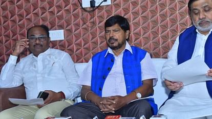 Union minister Ramdas Athawale meeting in Lucknow.