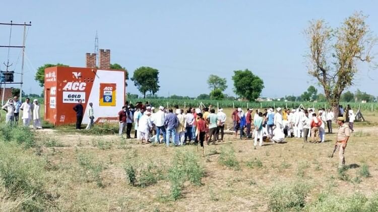 Funeral of criminal Sanjeev Jeeva were performed under police protection in Shamli and see photos