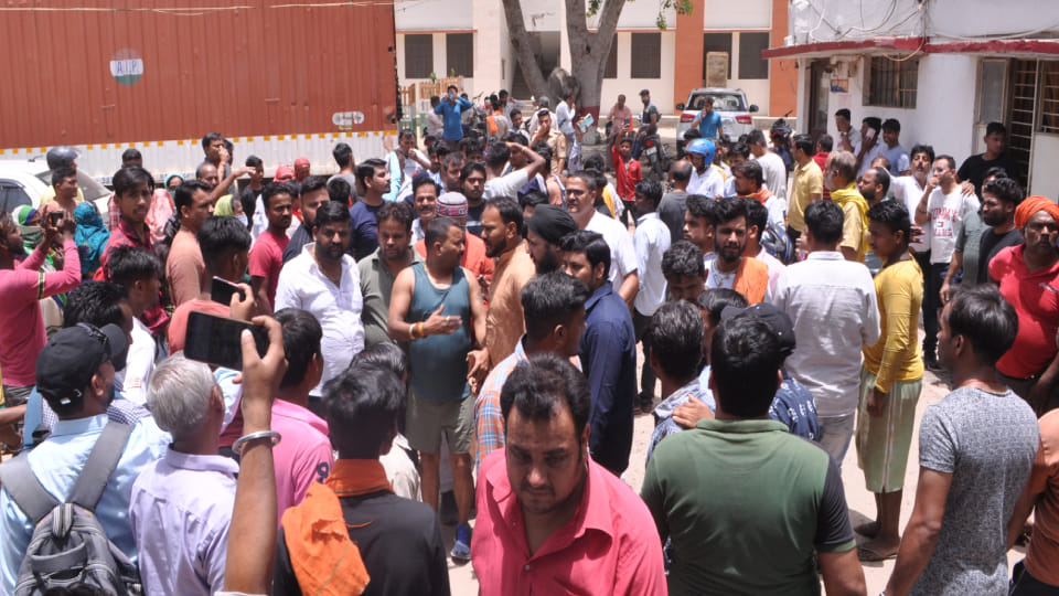 young man named Usman molested girl returning from temple in Agra