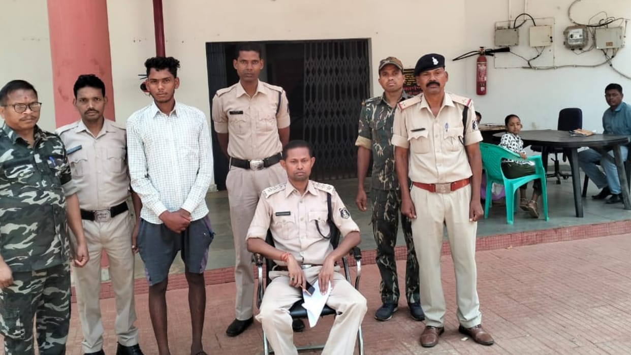 young man killed girl Fed up with her one-sided love in balrampur