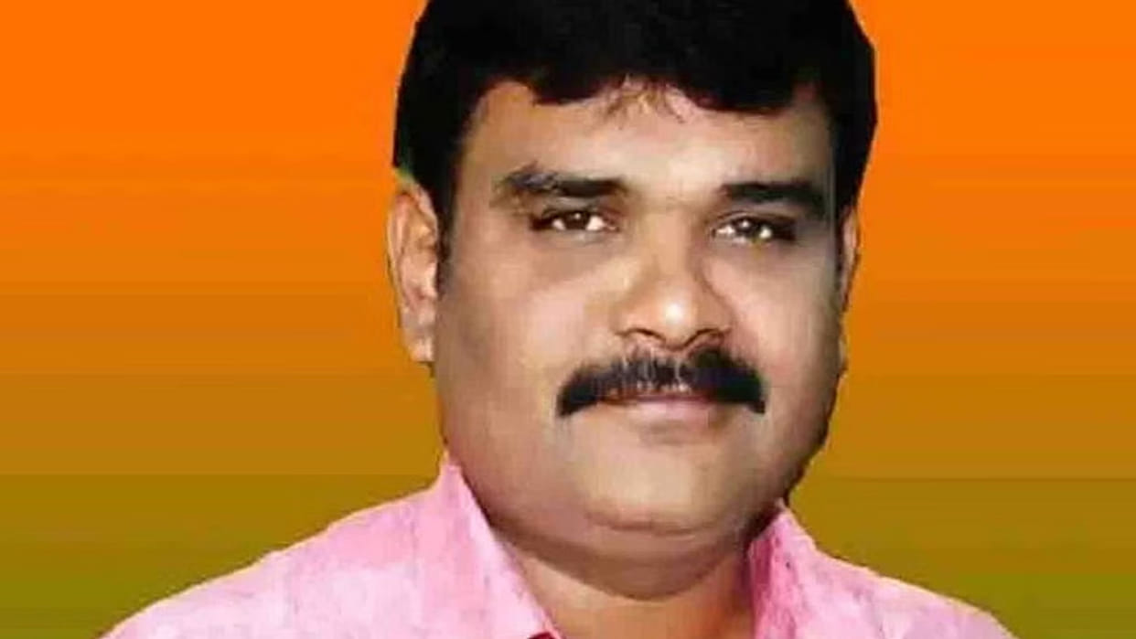 Subrata Pathak gave statement against Akhilesh Yadav