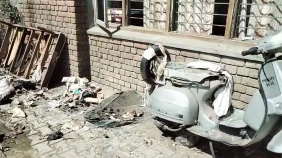 Glass bottle burst from fire in garbage dump outside Ludhiana new court