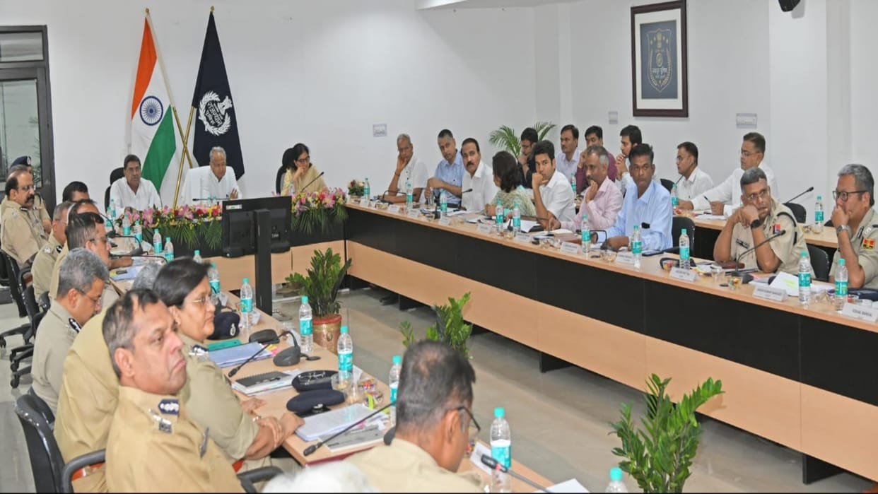 Rajasthan News CM Gehlot law and order review instructions to attach properties of these cheating societies