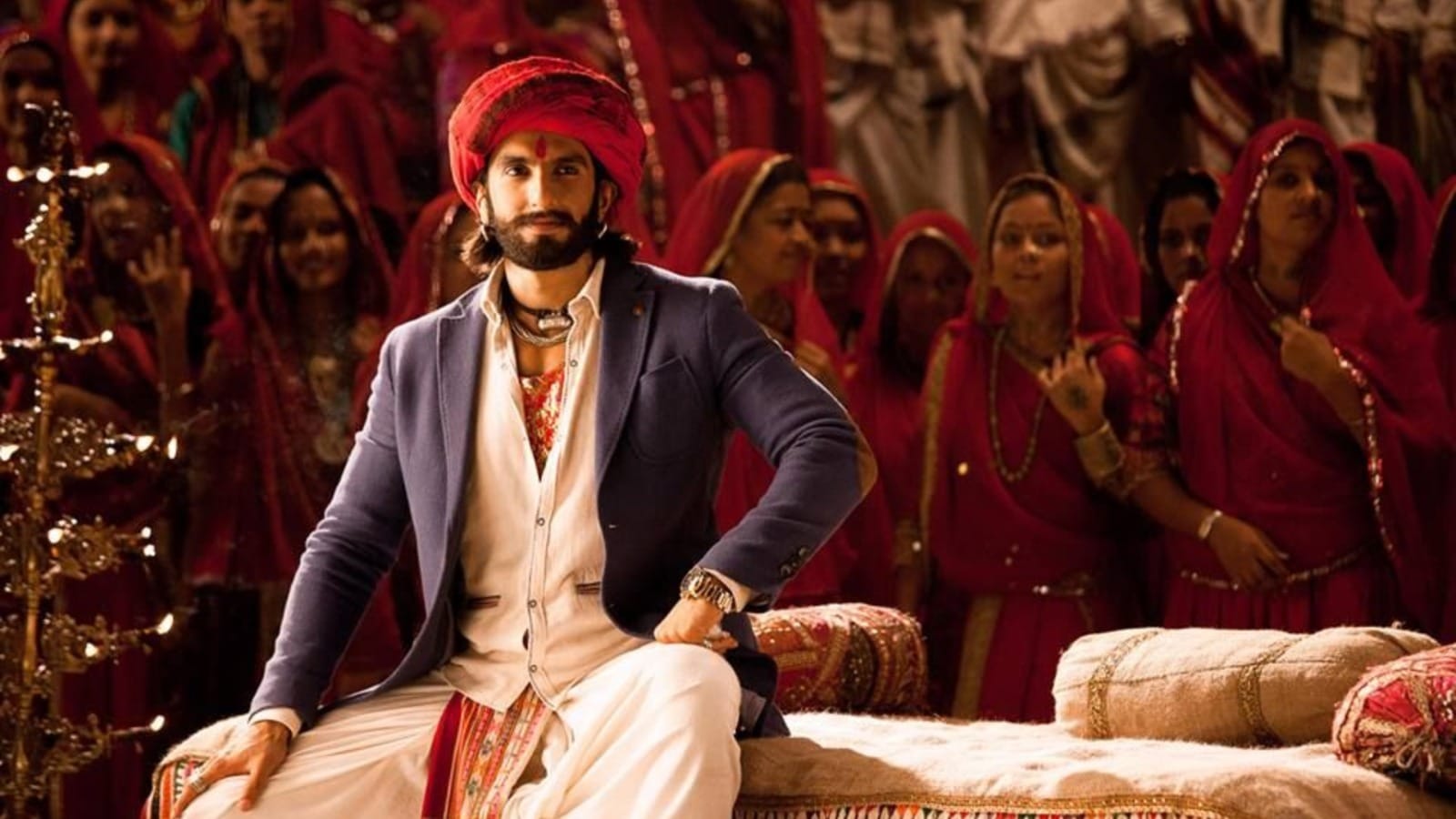 These Stars Were Actually Drunk While Shooting Films Shahrukh Khan Rajkumar Rao Ranveer Singh