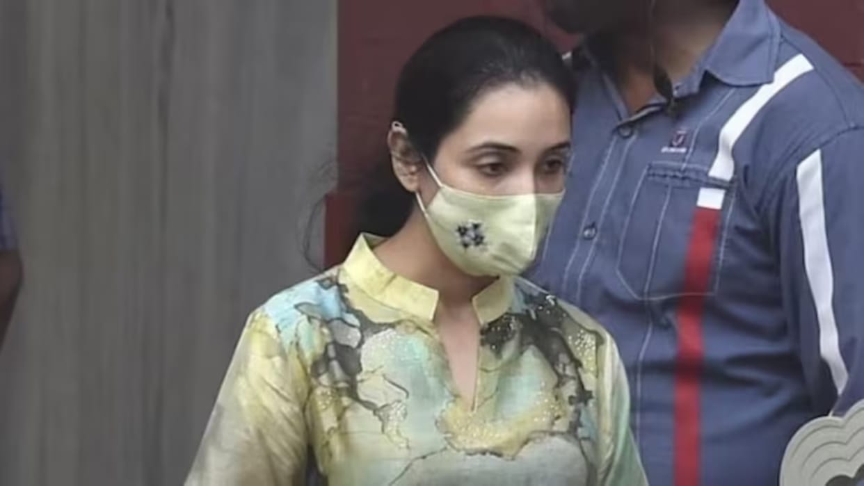 West Bengal: TMC leader Abhishek Banerjee's wife arrives at ED office, inquiry continues in coal scam case