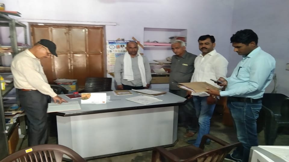 CM Flying Raid at Electricity Corporation office in Rewari, all except two employees found missing