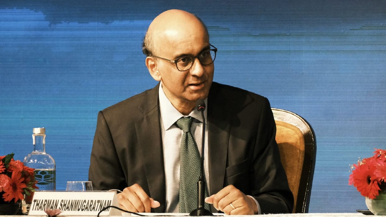Voting will be held in Singapore on friday Indian origin Tharman also included in the presidential race