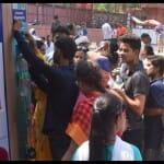 ताज पर पानी के लिए लगी कतार