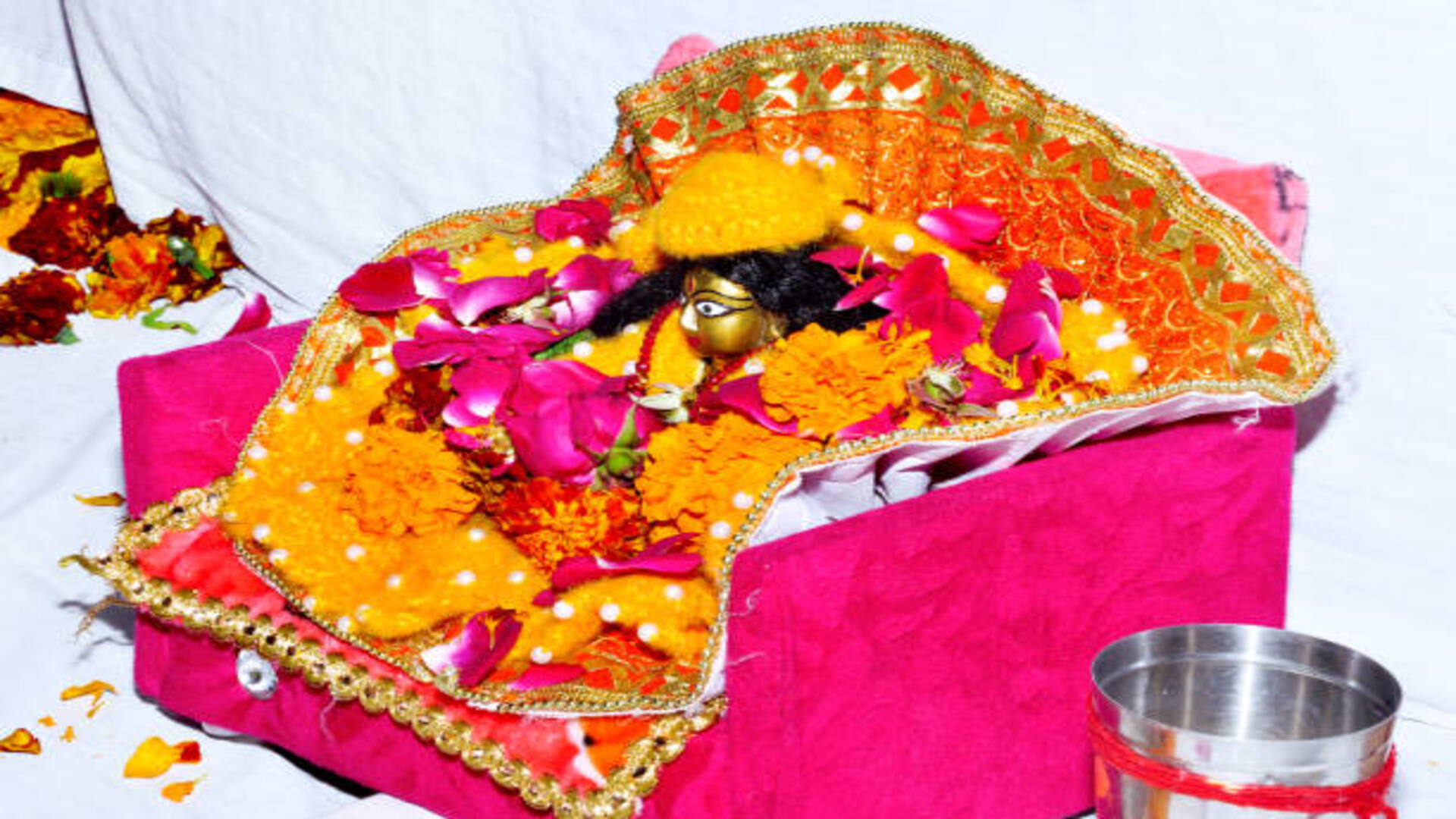 Krishna Janmashtami 2023 Do These Upay To Get A Child Like Sri Krishna News In Hindi