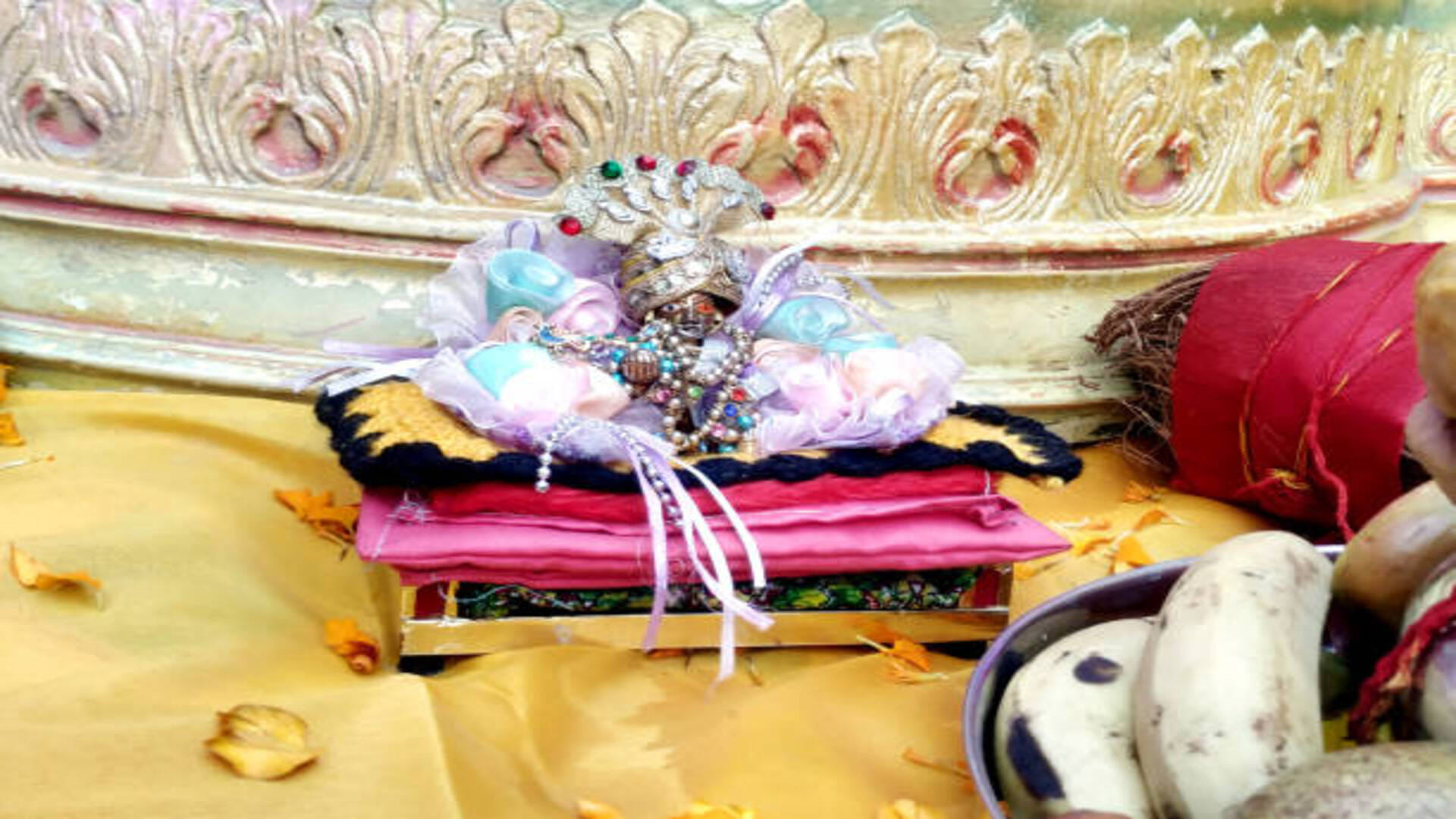 Krishna Janmasthami Rules or niyam to keepLaddu Gopal at home in hindi