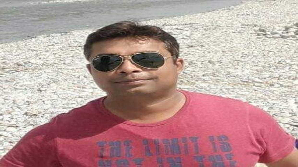 Retired colonel who lost his life due to heart attack in moving car, last farewell at Tingray