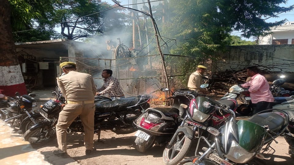 Fire broke out in the transformer kept in the collectorate premises