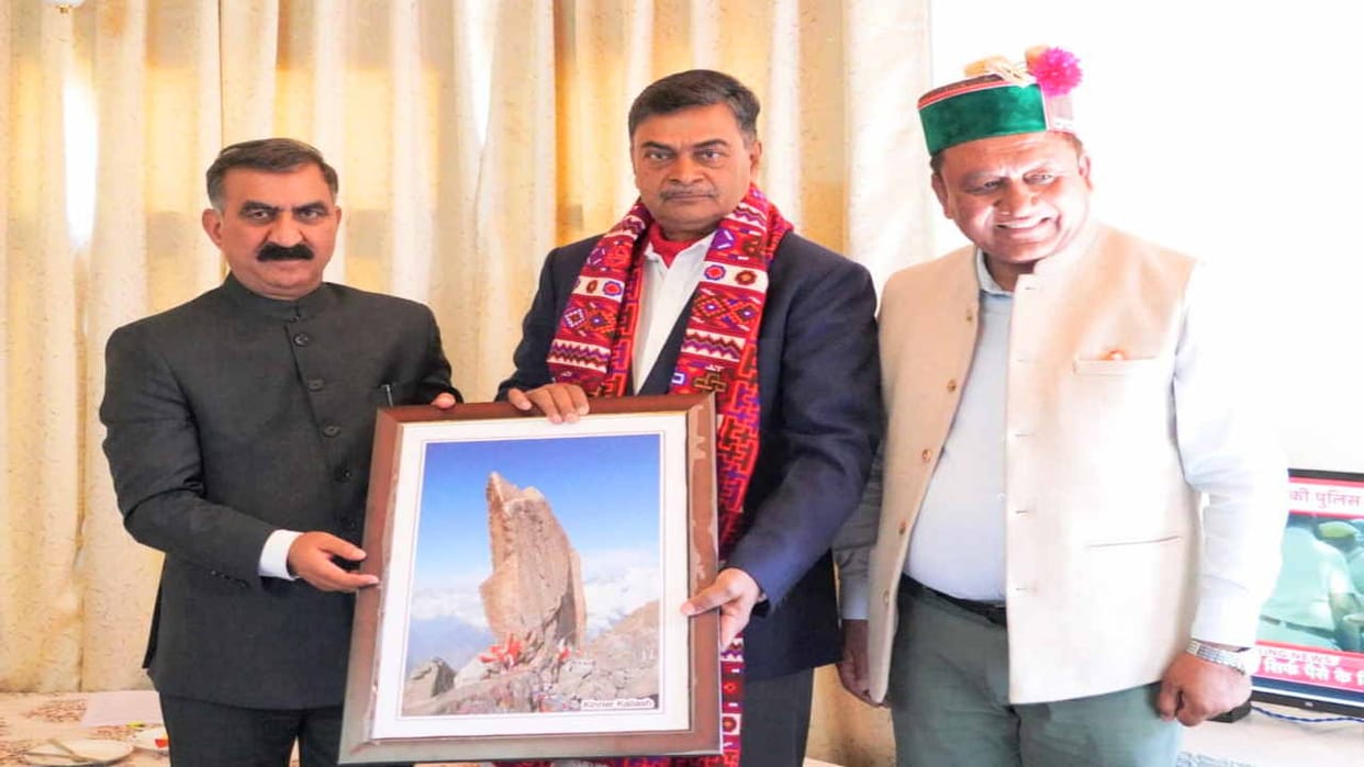 Union Energy Minister leaves for Delhi after getting information about the development of border areas