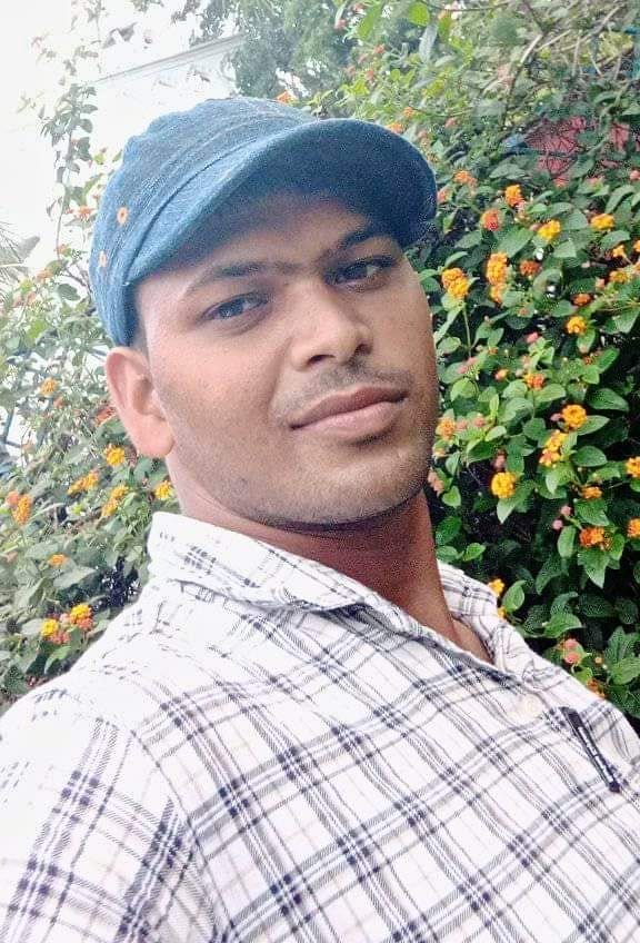 Varanasi: Two brothers riding a bike were hit by a truck, one died on the spot, the other injured