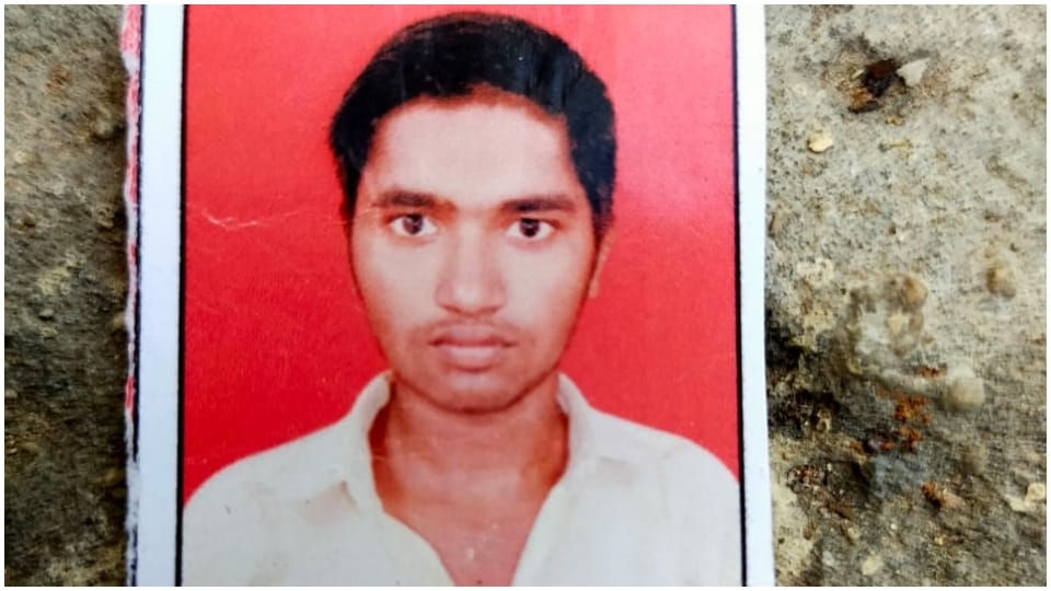 Youth preparing for Rajasthan Police dies in road accident Bharatpur News