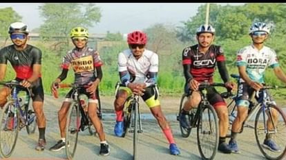 Hisar: पुरानी साइकिल खरीद देश को पदक दिलाने के लिए खिलाड़ी मार रहे पैडल, चार साल से इंतजार में खिलाड़ी Players pedaling to get medals for country by buying old cycle in Hisar