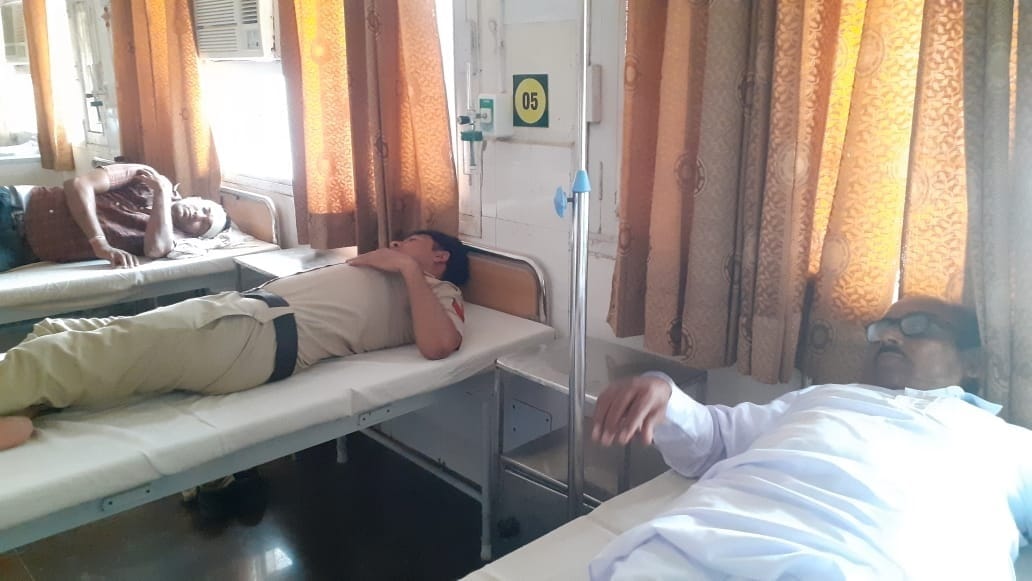Attack on team that went to catch electricity theft in Fatehabad, five personnel including JE injured