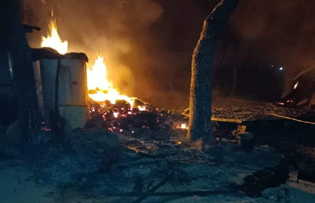 Fire broke out in gas cylinder pipe while cooking in ballia woman died
