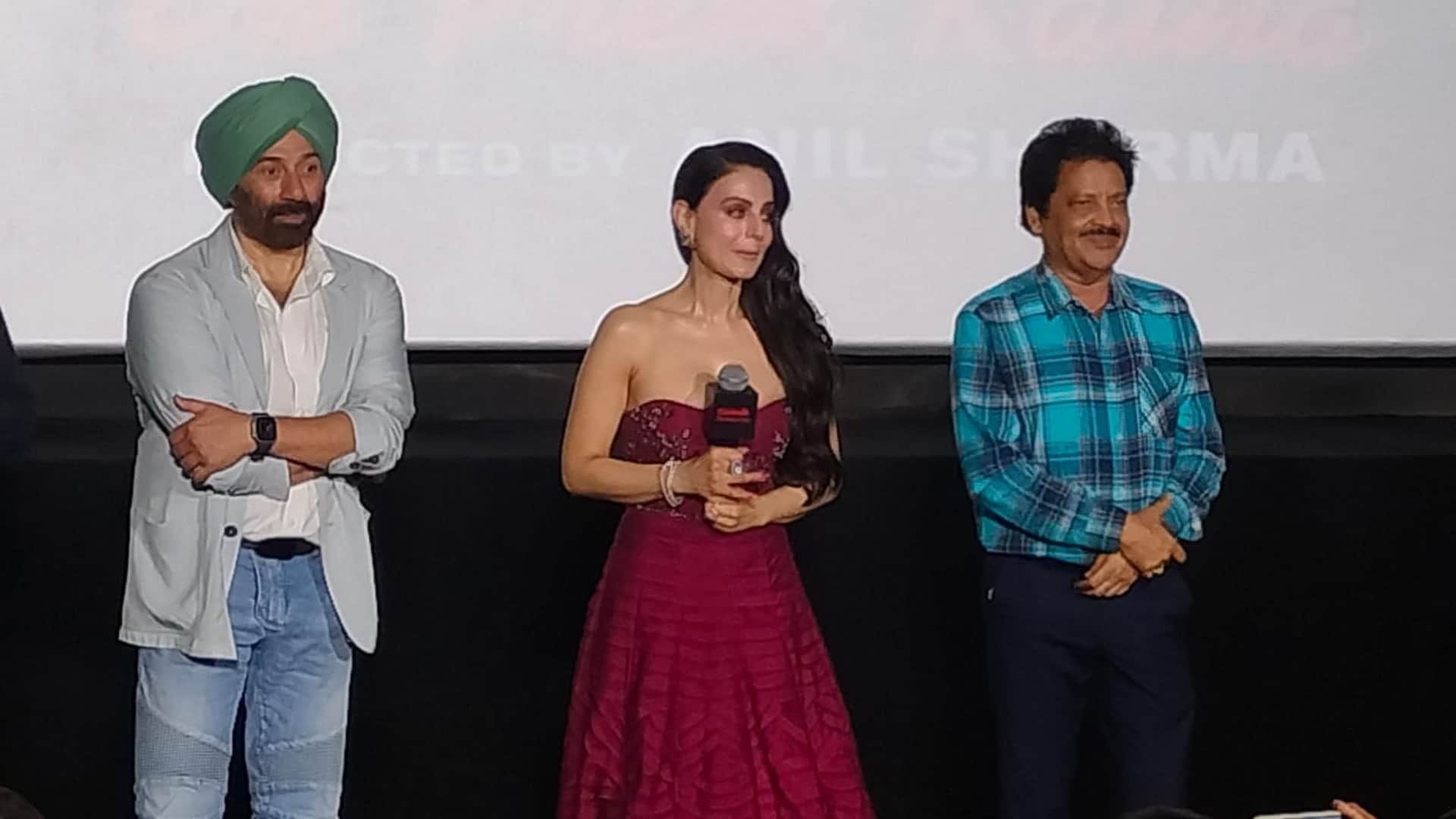 Gadar Ek Prem Katha Director Anil Sharma Reveals How four Lakh People Crowd gathered During Film Shooting