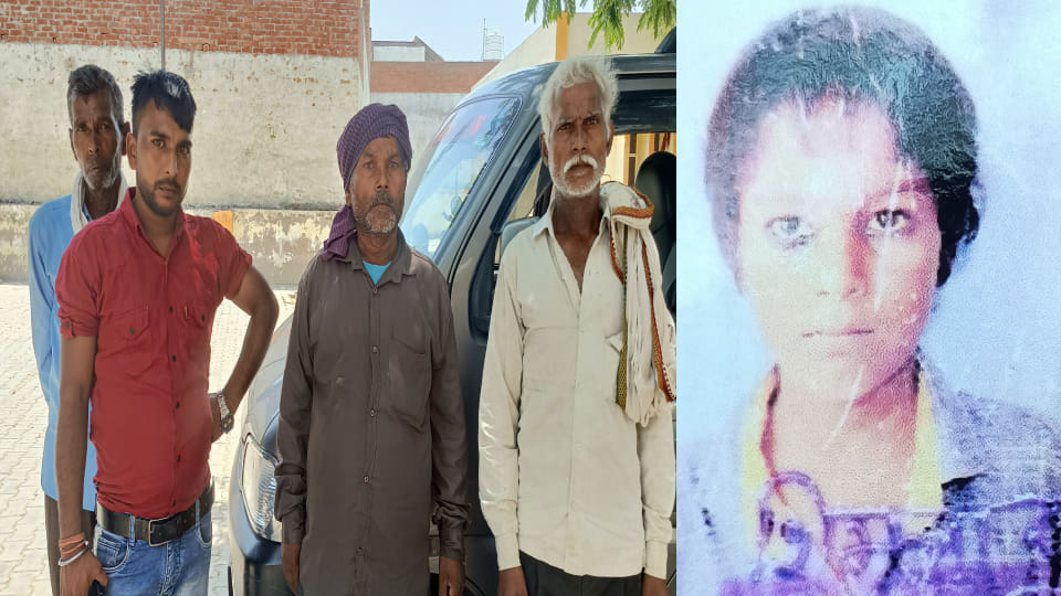 Boy died of snake bite while plucking watermelon on farm in Mainpuri