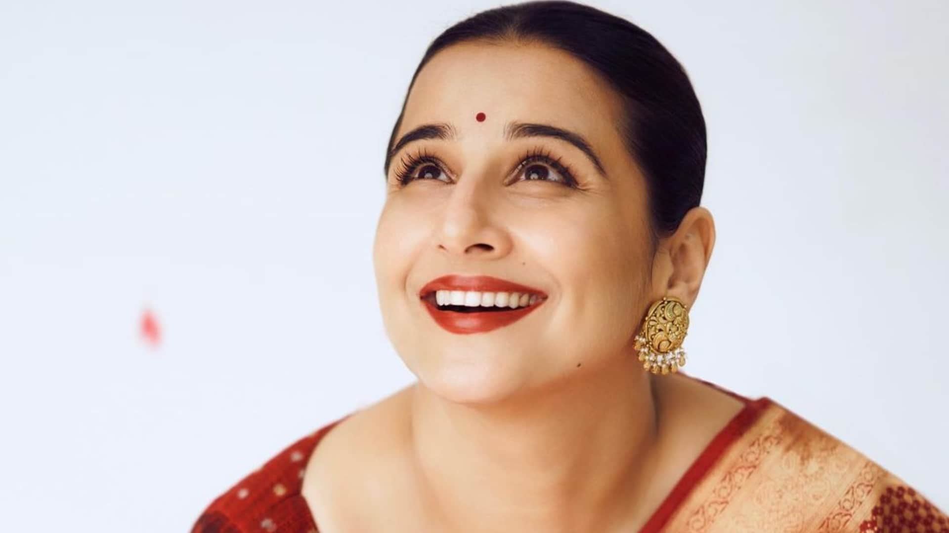 Parineeta turns 18 Vidya Balan cherishes memory of late Pradeep Sarkar share special Post saif ali khan