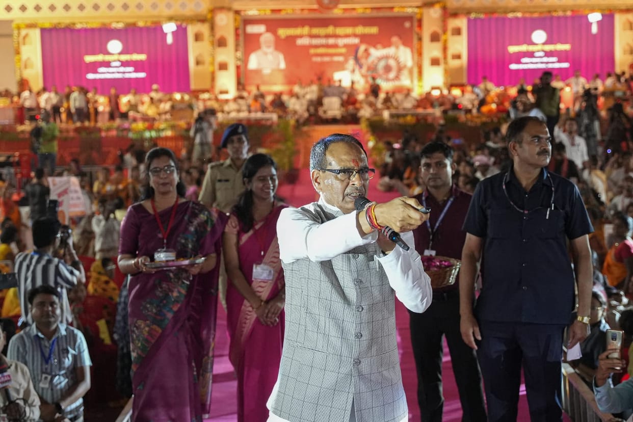 Shivraj Singh Chouhan Transferred Rs One thousand Each To 1.25 Crore Bank Accounts under Ladli Behna Scheme
