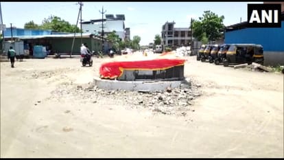 धुले में टीपू सुल्तान का स्मारक।
