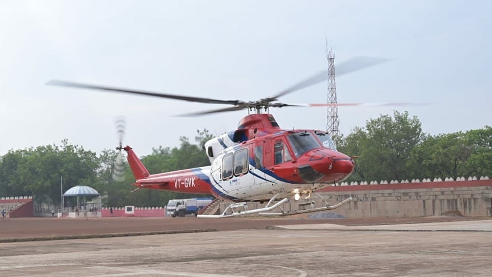 Topper students of 10th and 12th took a tour of the sky by helicopter