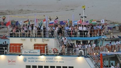 Ministers of G-20 countries overwhelmed by grand welcome in Varanasi world famous Ganga Aarti