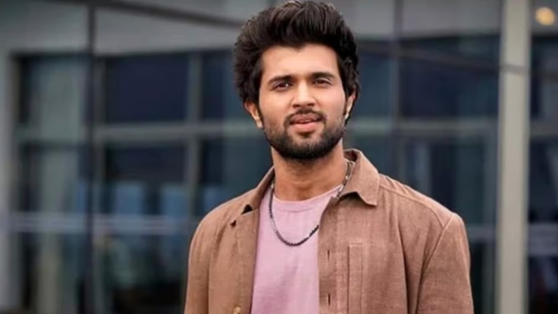 Family Star actor Vijay Deverakonda Calls Himself A Middle Class Boy says I Put Water In Shampoo Bottle