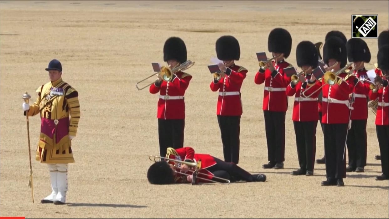 UK Trooping the Colour parade Soldiers Faint In Front Of Prince William As London Scorches