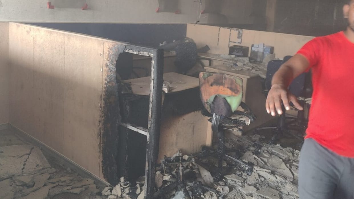documents, furniture gutted in fire at HDFC Bank branch in Durg