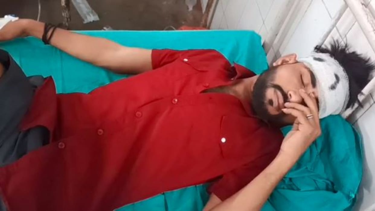 Dholpur Crime Miscreants beat up tractor driver and his brother by firing