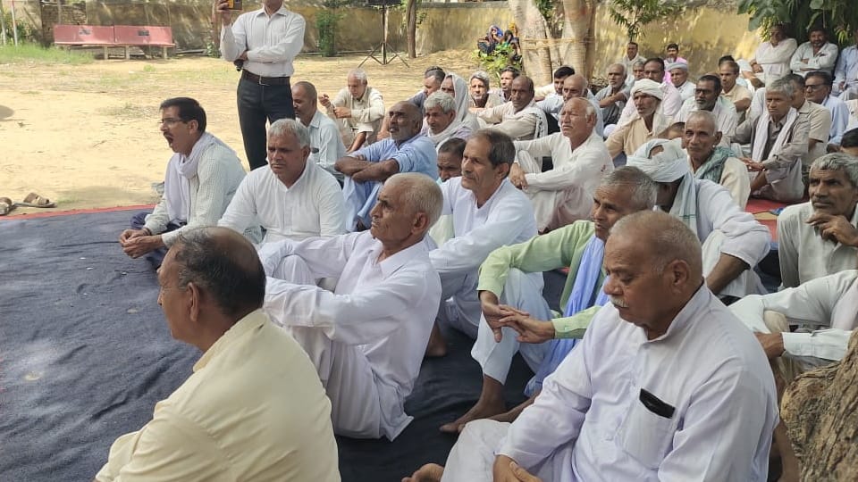 Panchayat organized inside Dholeda to protest against ongoing crushers in Nangal Chowdhary area of Narnaul