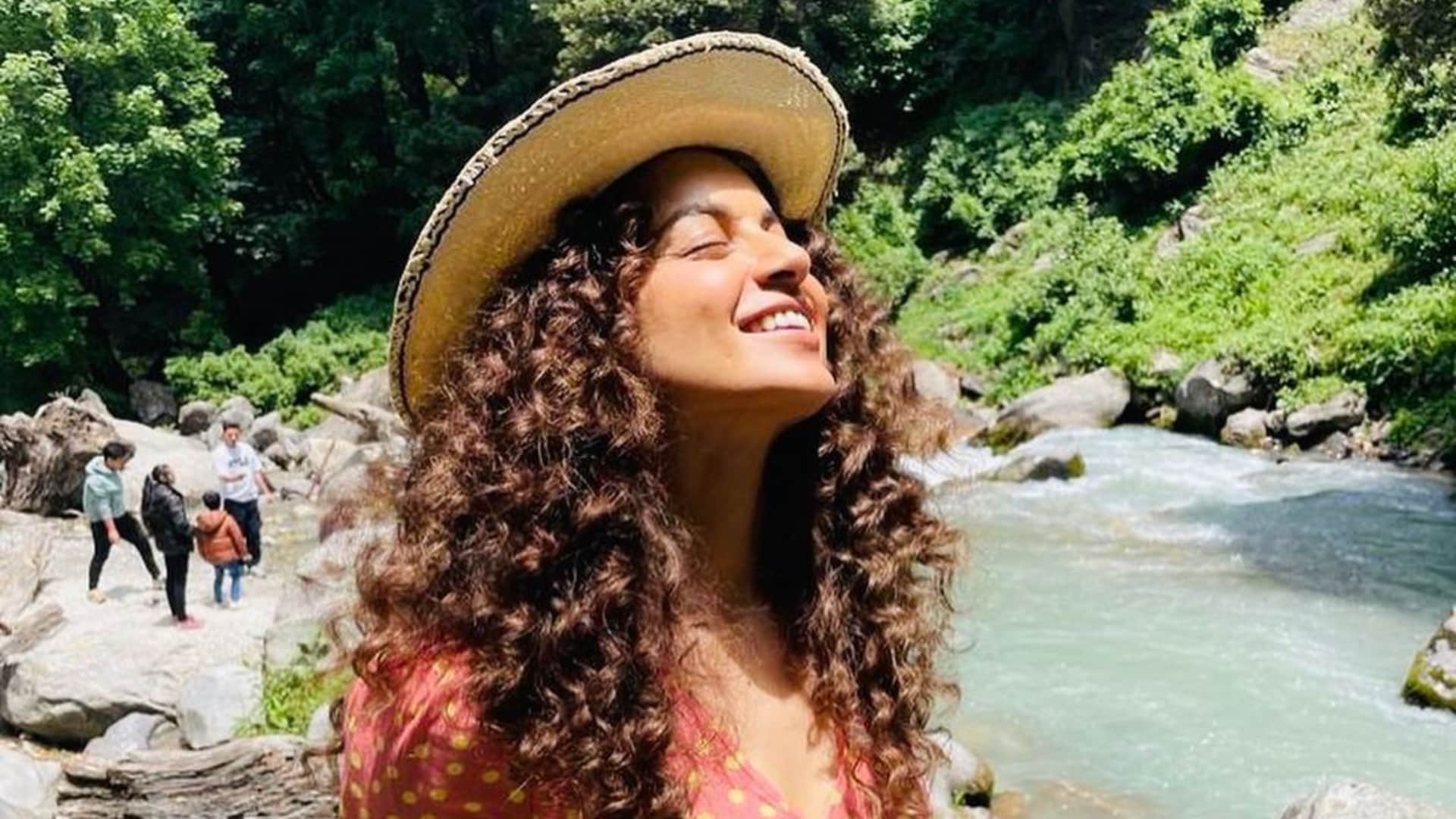 Kangana Ranaut Reacts To Reports declined an offer by Dhanush for his next project 50D