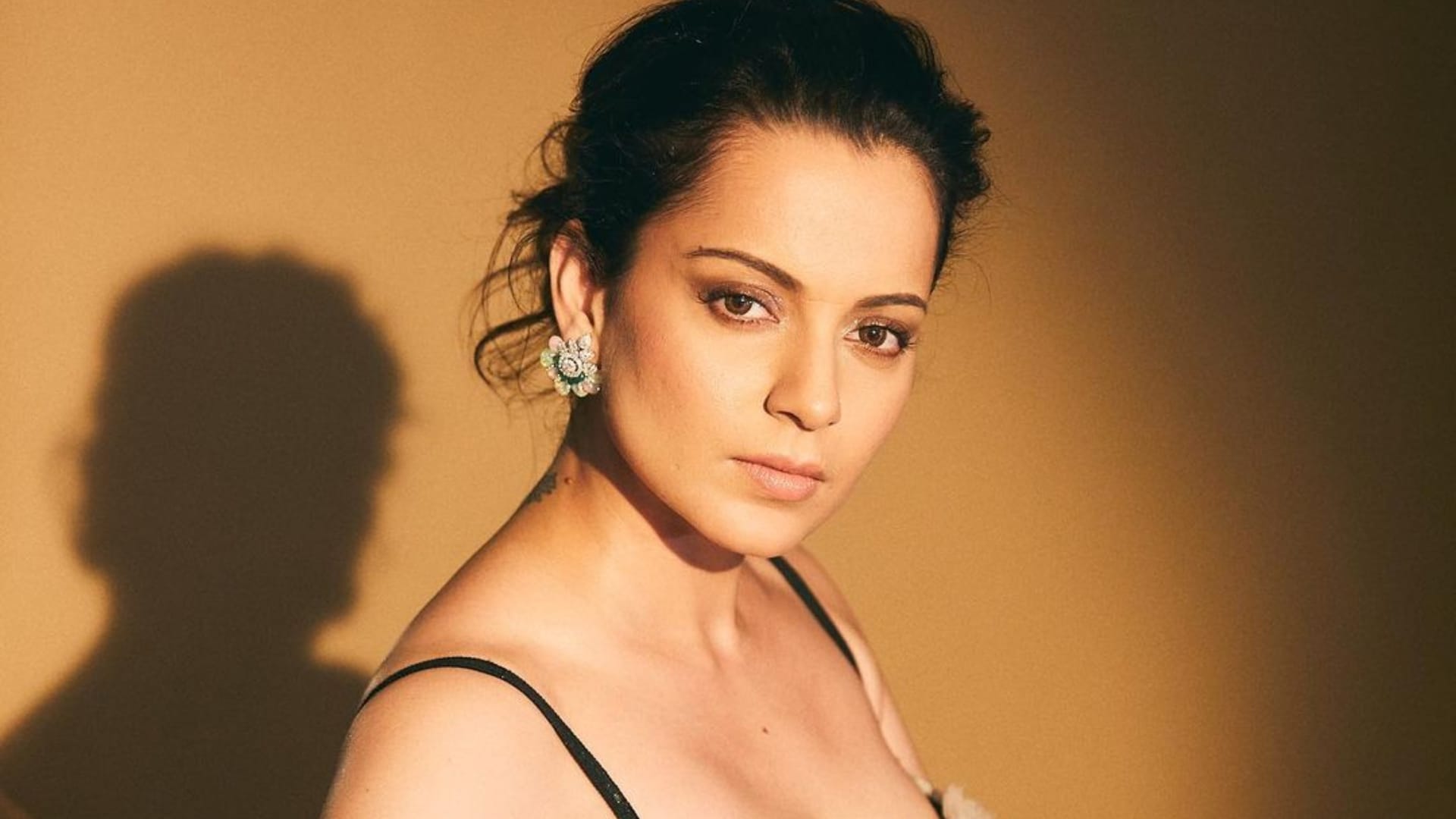 Kangana Ranaut Reacts To Reports declined an offer by Dhanush for his next project 50D