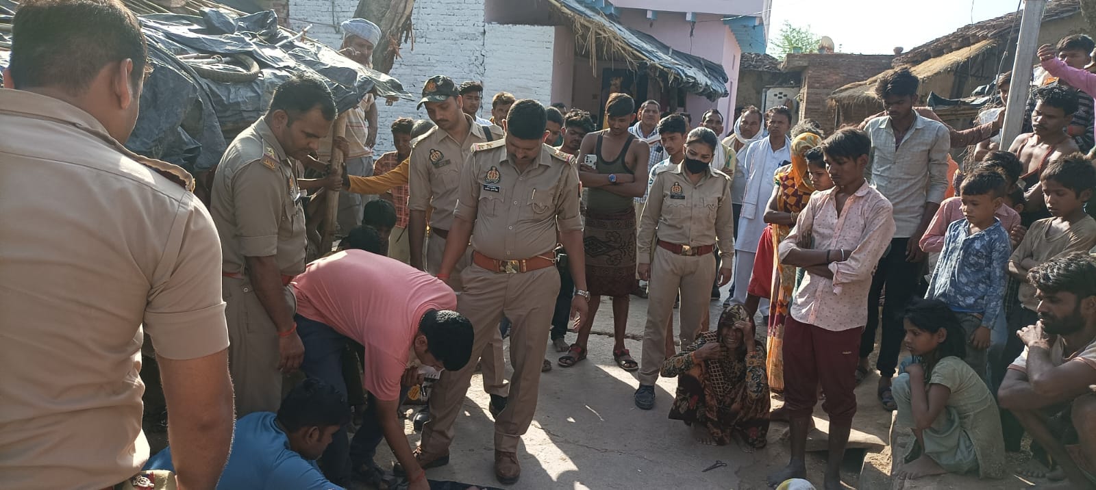 Eyewitness daughters of mothers murder, said mother kept screaming and pleading, father stabbed her in the thr