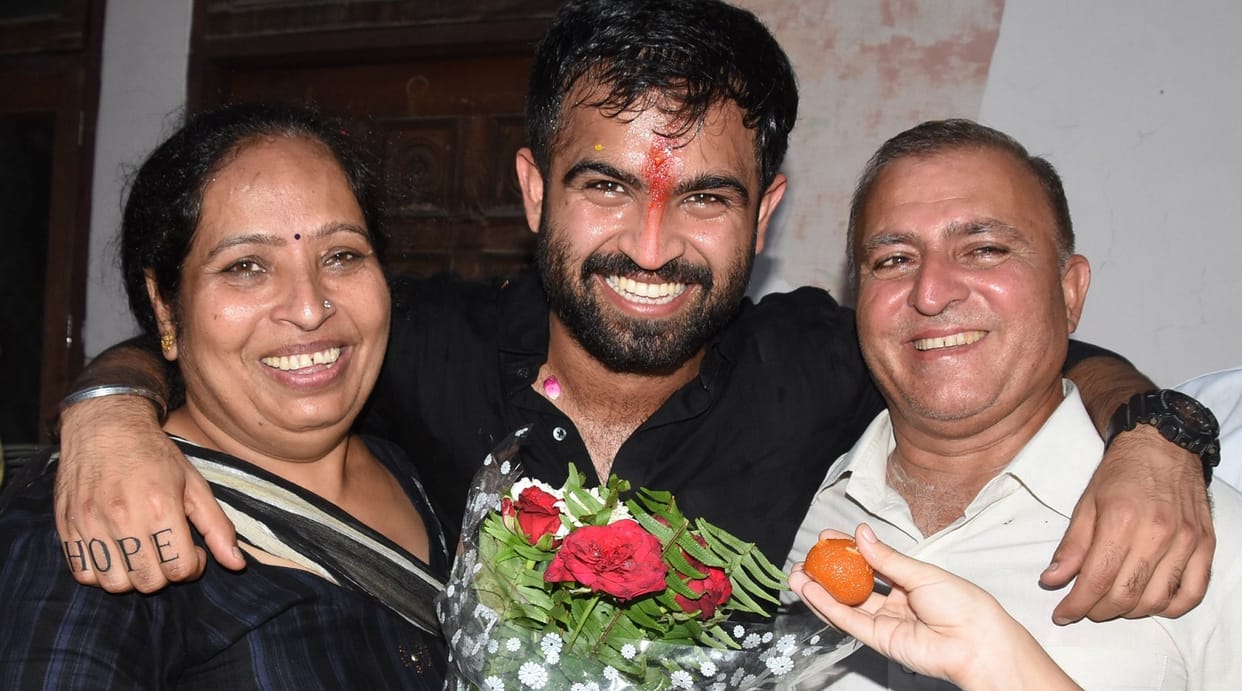 Roshan returned home from Nigeria after 296 days, mother said today the house is illuminated