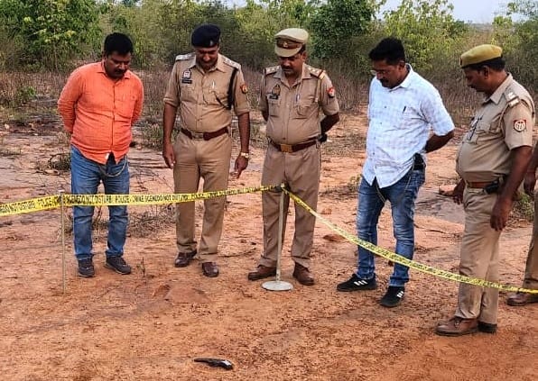 Cattle smuggler Who rewarded with RS 25 thousand arrested in Mirzapur police encounter