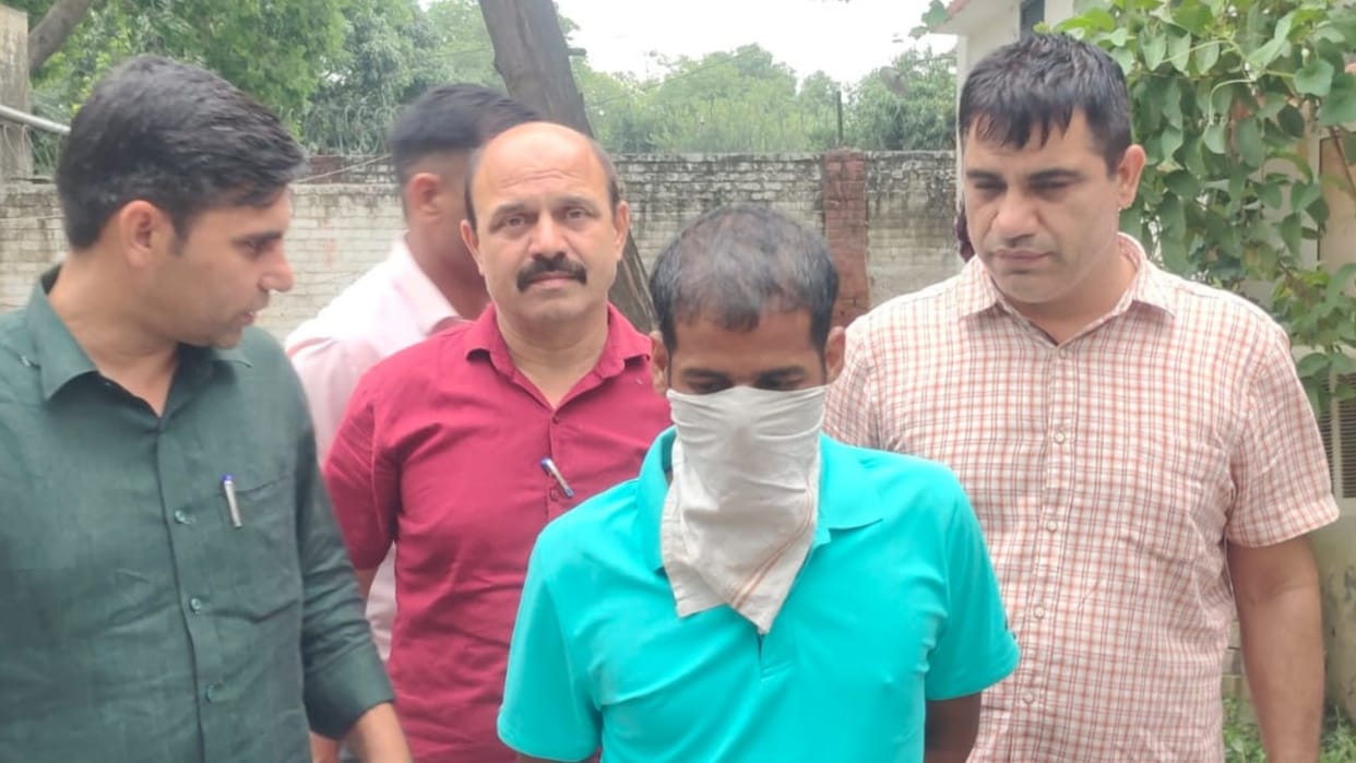 Karnal: Stolen goods of 80 Lakh recovered from inside the drain