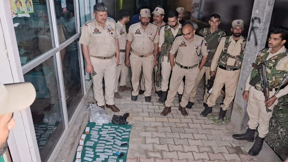Rajouri news: intoxicating medicines found without bill from medical agency police sealed shop